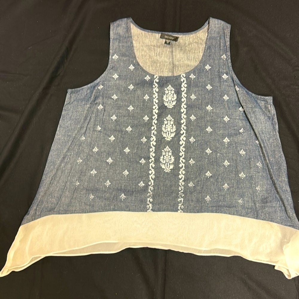 Plus size Karen Kane top